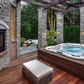 Monarch Hot Tub – Spacious 5-Person Spa for Luxurious Relaxation